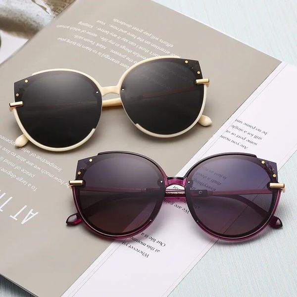 

sunglasses women's summer sunscreen glasses 2021 men's anti ultraviolet round face big net red small, White;black