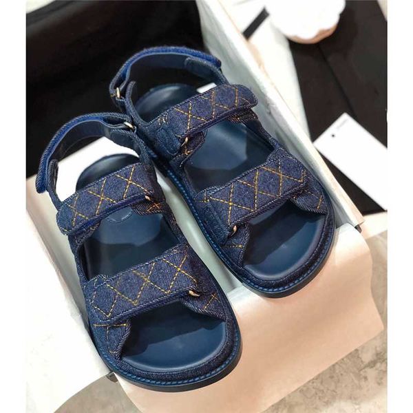

sandals luxury designer classic color catwalk sandal denim fabric versatile casual comfortable celebrity star flat size 34-41, Black