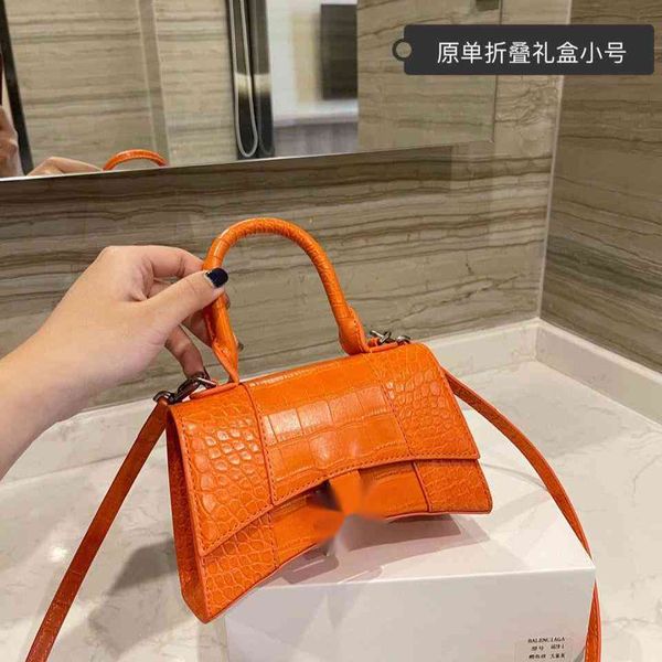

factory outlet luxury handbags and storage bags balenc1 2021 new hourglass bag portable messenger crocodile leather women's dumpling
