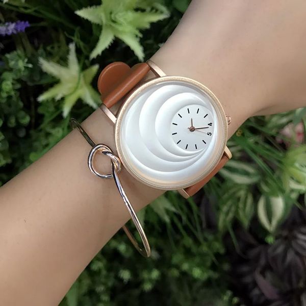 

wristwatches unique design three-dimensional vortex dial quartz watch simple style soft belt no logo women's and men's, Slivery;brown