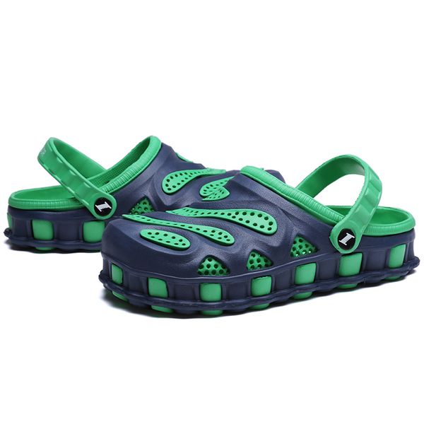 

wholesale 2021 mens slippers summer beach hole shoes fashion personality sandals platform flat flip flop big size 40-46 22ss-1, Black