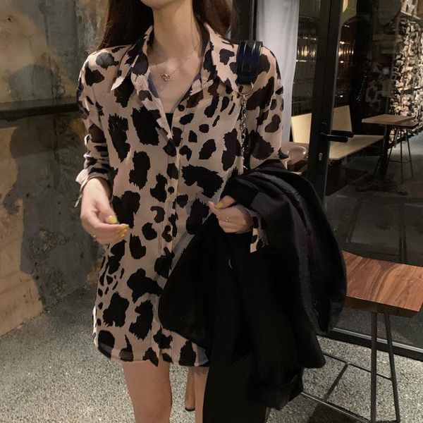 

retro leopard long sleeve shirt, hong kong fashion, White