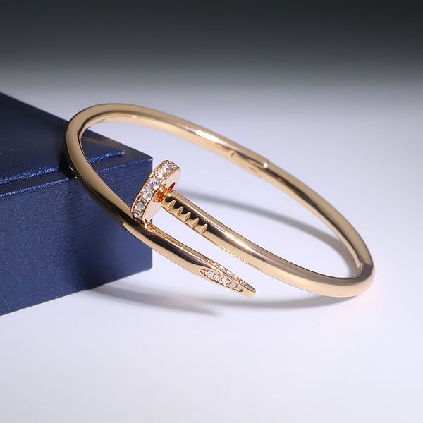 

Nail Bracelet Designer Jewelry with box screw nail bracelet cuffs titanium steel gold charm Love bangle Armband for men and women wedding couples lovers gif