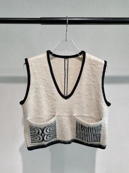 

sweater 2021 autumn and winter v-neck wool vest syyt, White;black