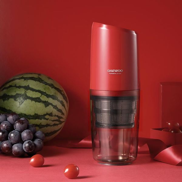 

mini portable juicer usb rechargeable juice cup automatic blender fruit squeezer extractor with filter for kitchen travel juicers