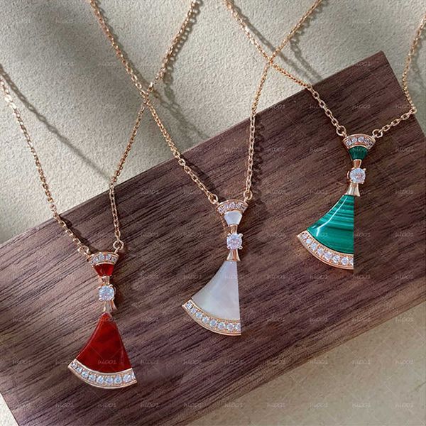 

high end designer brand women's necklace fashion personality fan-shaped clavicle chain small skirt for girlfriend holiday gift, Silver