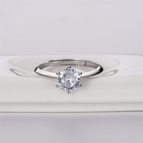 

xiaozhong design s925 pure silver t family one card diamond simulation ring