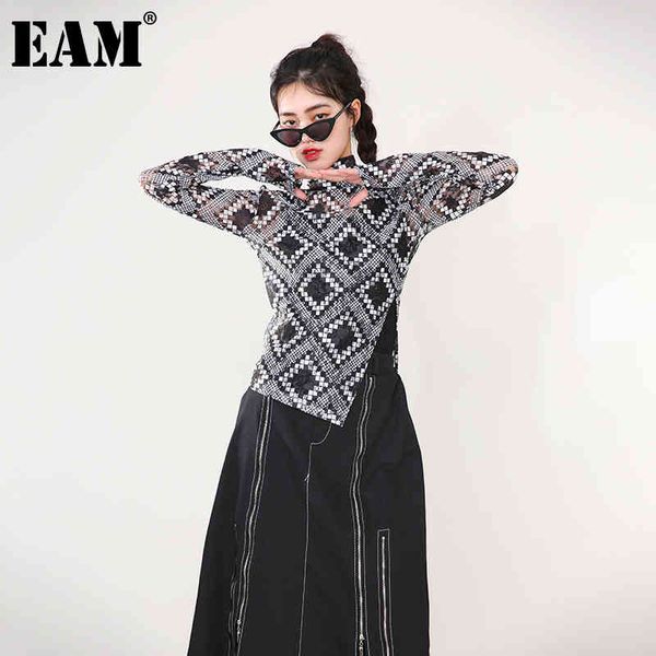 

[eam] women vintage perspective pattern asymmetrical t-shirt turtleneck long sleeve fashion spring autumn 1dd468001 21512, White;black
