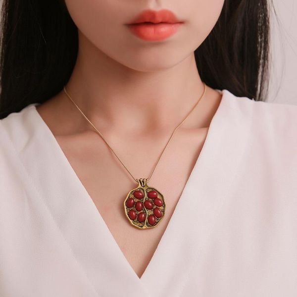 

exaggerated pomegranate fruit pendant necklace charming women's red crystal zircon sweater chain fashion party jewelry girl gift neckla, Silver