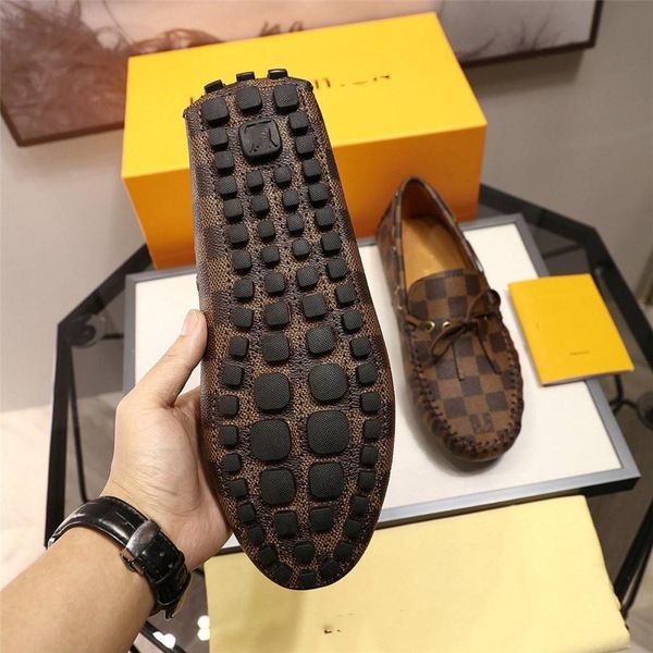

mm 2021 velvet man loafer luxury brands shoe designer slip on pointed toe party wedding shoes fashion men loafers black green wine red 11