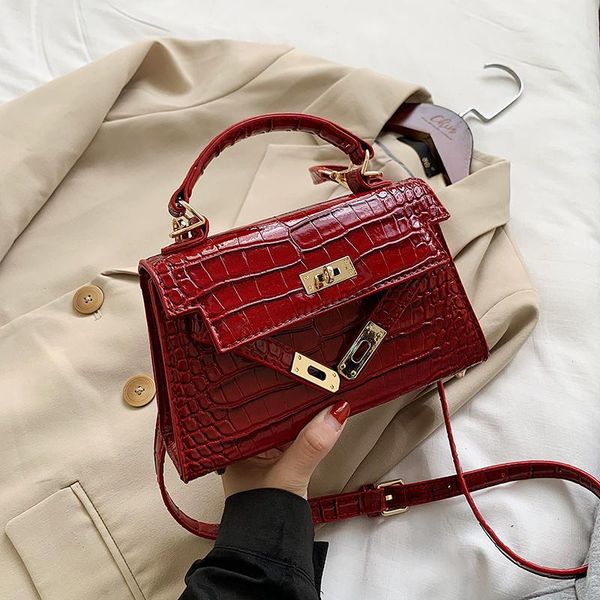 

cosmetic bags & cases wedding bridal bag 2021 fashion messenger atmosphere hand held texture women's red