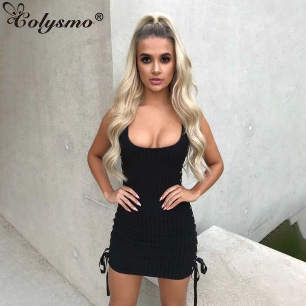 Colysmo mulher sexy vestido preto recorte lace up backless ribbed malha bodycon short tanque senhoras verão festa clube sundress 210527