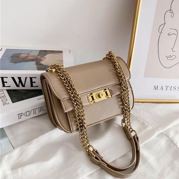 

wholesale leathers women shoulder bags simple multifunctional fashion handbag street personality golden buckle chain bag outdoor leisure lea, Black;red