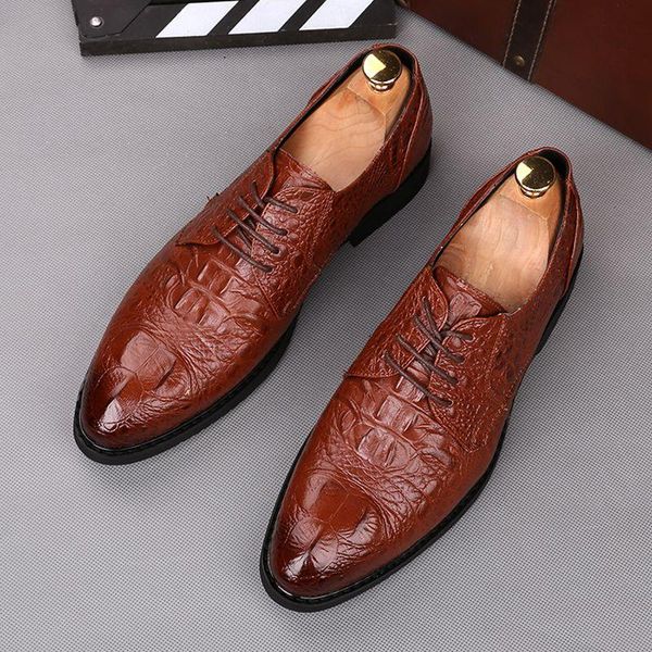 Nouveau Populaire DéContracté Sapatos Formal Hommes Royal Motivo Crocodilo Plat Formelle Oxfords Robe Soirée de Mariage Chaussures Sapato Sociale Masculino