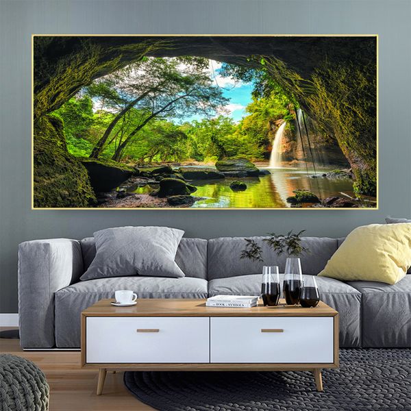 Immagini di paesaggi Modern Home Decor Hole Tree Cascata Dipinti su tela Poster e stampe Wall Art for Living Room Big Size