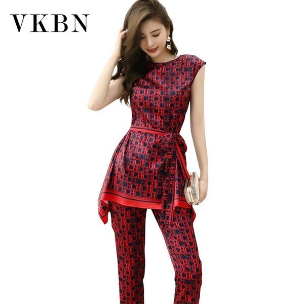 

vkbn irregular 2 piece set women letter print sleeveless high waist straight trousers suit o-neck pullover pants 211105, White