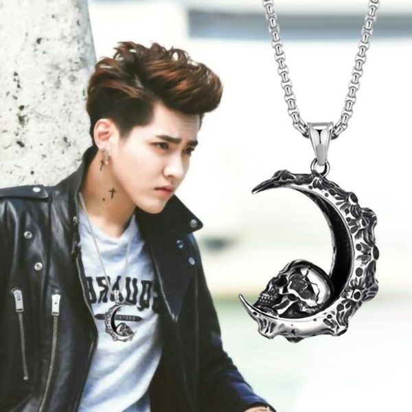 

chains moon skull pendant necklace men women domineering gothic jewelry halloween gift stainless steel party creative accessories, Silver