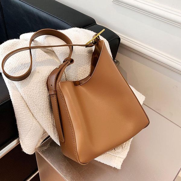 

evening bags luxury women's brand designer crossbody fashion large capacity tote 2021 winter pu leather shoulder for women handbag