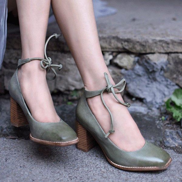 

dress shoes 2021 vintage mature women pumps classic patent leather high heels party wedding summer ladies sandals, Black