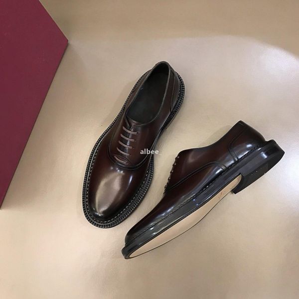 

2021s high-end gentlemen's shoes for formal wear calf skin breathes imported calfskin and classic decoration are size38-45, Red;white