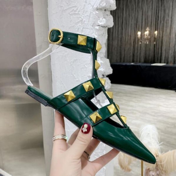 

sandals 2021 designer luxry v women flat pointed toe with rivets genuine leather lady wedding shoes 35-43 dust bags, Black