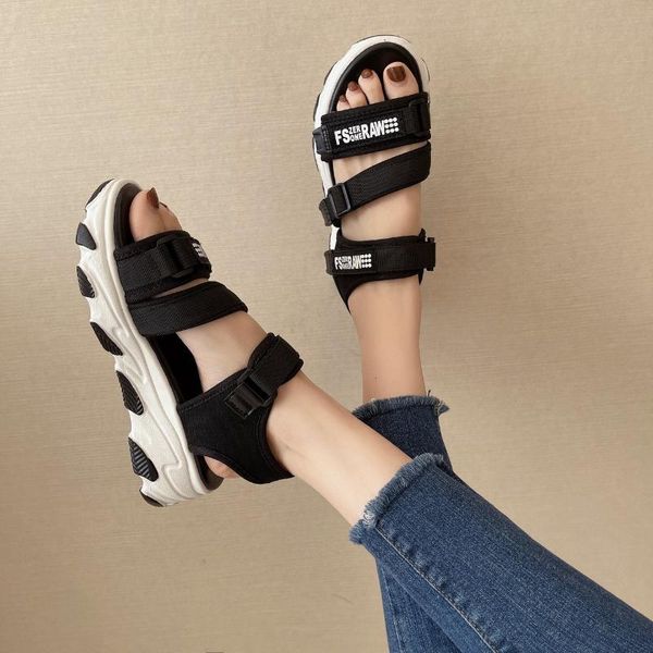 Sport Sandalen Frauen 2021 Sommer Netto Rot Koreanische Open-toed Mode Lässig Schwamm Kuchen Dicken sohlen Strand Frauen der