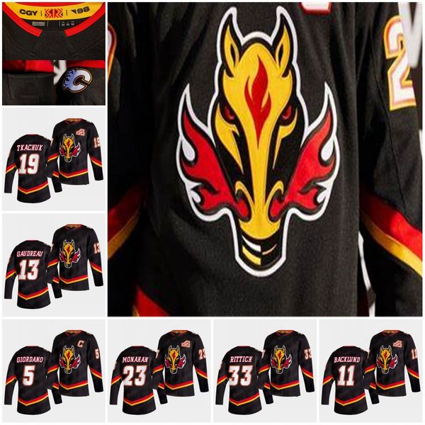 

calgary flames 13 johnny gaudreau 2021 reverse retro jersey jarome iginla matthew tkachuk 23 sean monaghan sam bennett lindholm giordano cza, Black;red