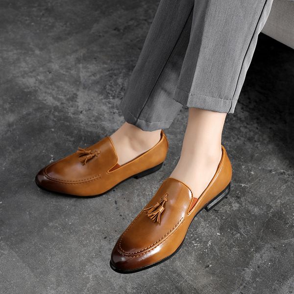 

45.46.47 size spring summer british style slip-on pointed tassel stitching mens leather shoes korean new mens casual shoes, Black