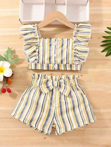 

baby block striped ruffle trim crop & paperbag waist bow front shorts she, White