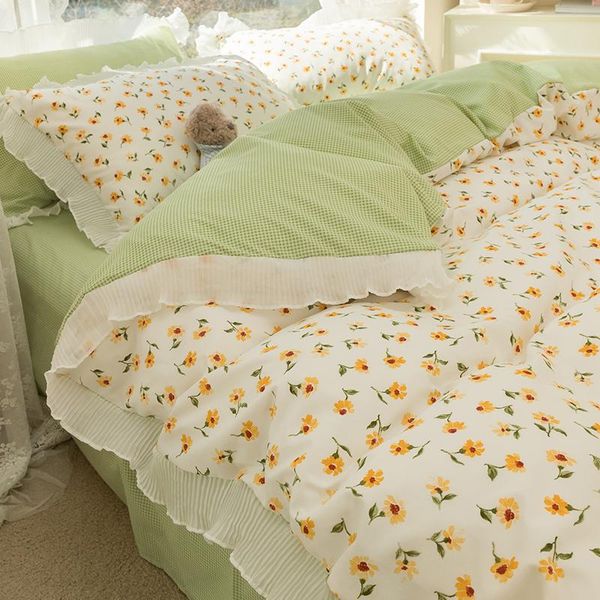 

bedding sets fresh floral four-piece set princess wind net red style washed cotton duvet cover bed sheet three-piece
