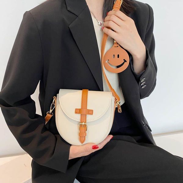 

evening bags 2021korean foreign style women's small bag contrast color one shoulder saddle fashion messenger