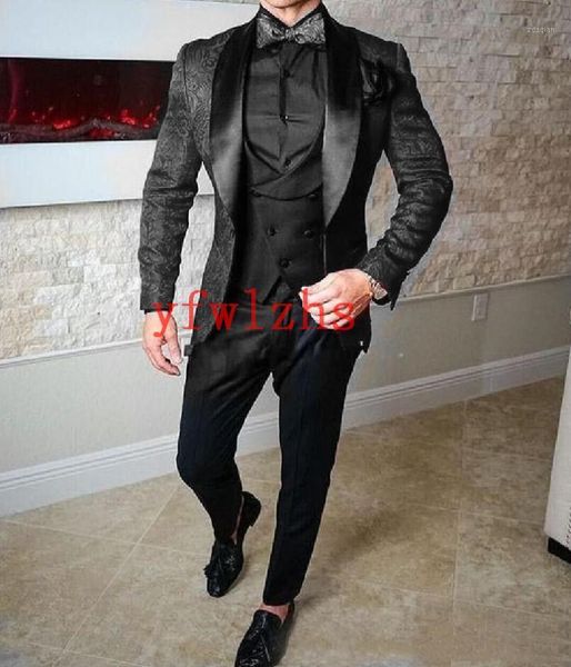 

arrival embossing groomsmen shawl lapel groom tuxedos men suits wedding/prom man blazer ( jacket+pants+vest+tie) b376 men's & blazers, White;black