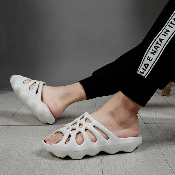 

coconut slippers men's couple sandals 2021 summer wear out tide outdoor flip flop beach drag hole shoes men's and women's sho, Black