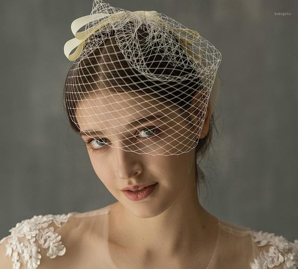 

mesh bow hand-stitched hair comb bridal veil po studio outside european and american wedding1