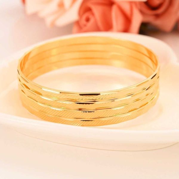 Moda Dubai Hoop Bangle Gioielli Solido 18 k Oro giallo Gf Dubai Linee oblique Bracciale per le donne Africa Articoli arabi Matrimonio Regali nuziali Q0720