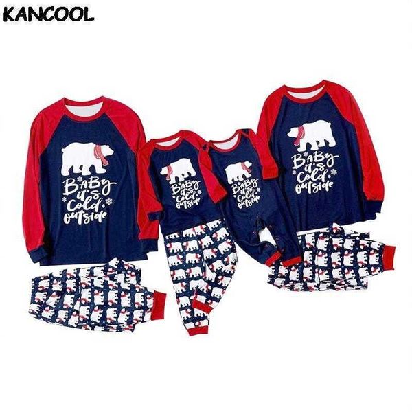 Orso Stampa Pigiama natalizio Padre Madre Abbigliamento per bambini Top + Pantaloni Abito coordinato per la famiglia 2021 Set di indumenti da notte di Natale Pagliaccetto H1014