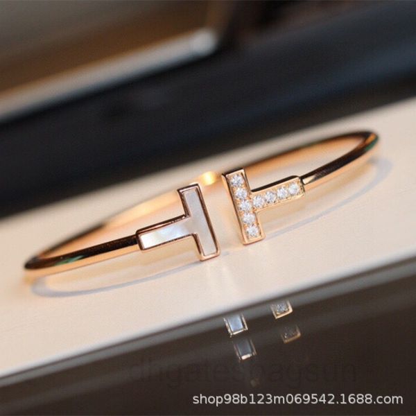 

v gold new vk second generation double t half shell diamond elastic tube bracelet inlaid with white elastic, Black