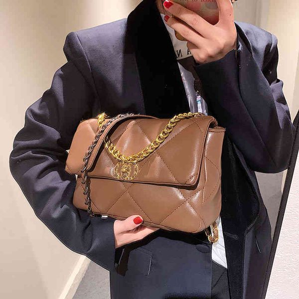

xiaoxiangfeng 2021 new fashion messenger bag women's net honglingge chain versatile ins foreign style small square