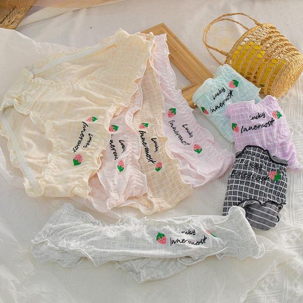 

women's underwear lattice strawberry panties mid-waist wooden ears cotton crotch breathable cute girl briefs, Black;pink