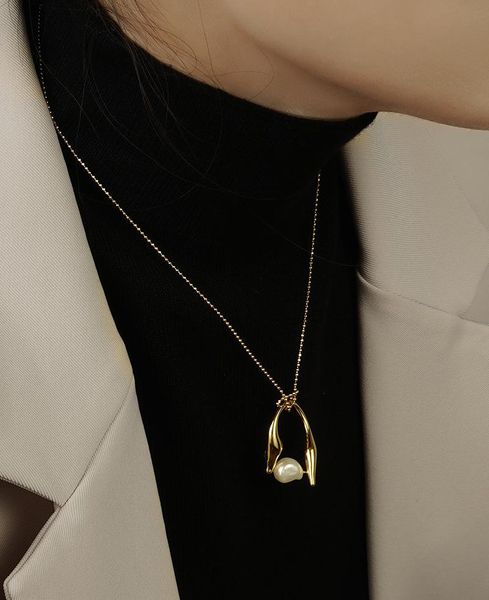 

chains pearl necklace female han edition personality u pendant design contracted joker fashion niche web celebrity collarbone chain, Silver