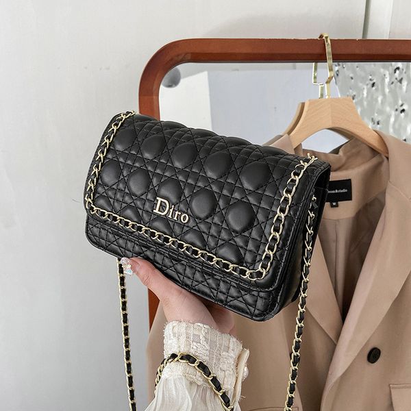 

70% off women's spring and summer new korean trend embroidery chain small square lingge fashion one shoulder messenger women's bag