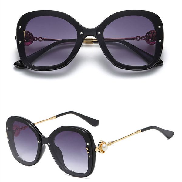 

new classic men retro luxury brand designer sunglasses ladies pearl fashion trend glasses anti-glare, White;black