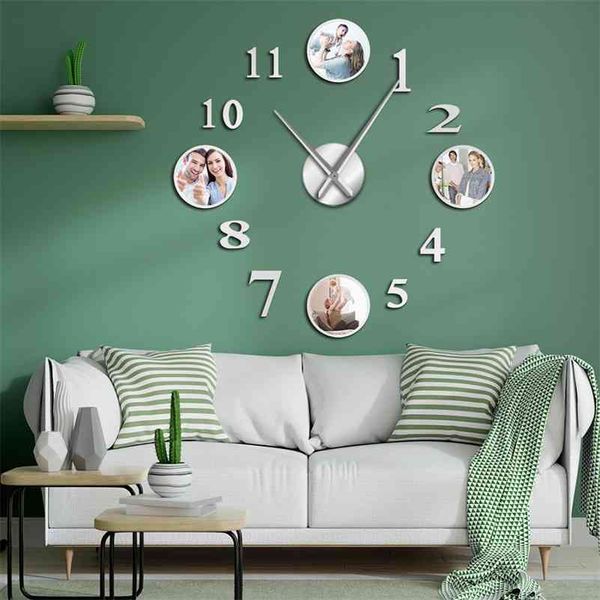 Cornice per foto Orologio da parete grande fai da te Foto personalizzata Decorativo Soggiorno Orologio familiare Immagini personalizzate Cornice grande orologio 210325