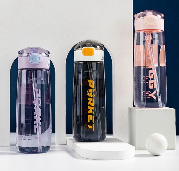 Последние 17 унции Летняя соломенная пластиковая молочная кружка кофе, милая крышка бомбы свиньи, различные стили водяных чашек, поддержка пользовательского логотипа