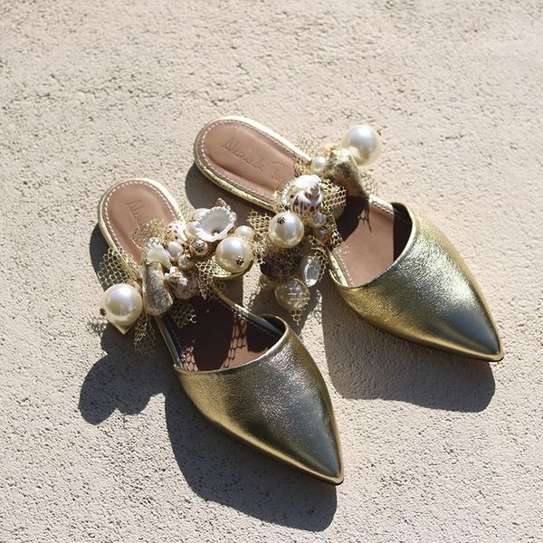 

Luxury Golden Flower Slippers Shoes Women Flat Mules 2021 Summer New Sexy Pointed Toe Flats Shoes for Women, Brown