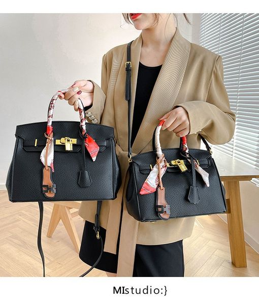 

70% factory store 2021 early autumn simple hand-held fashion crocodile bag capacity