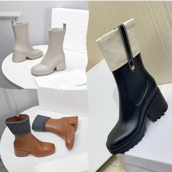 2021 Bayan Betty Çizmeler PVC Kauçuk Tasarımcı Bayan Çizmeler Petek Platformu Diz Yüksek Yağmur Çizmeleri Siyah Su Geçirmez Yağmur Ayakkabı Açık Yağmur Ayakkabı Yüksek Topuklu