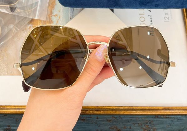 

square sunglasses 0972 gold/brown lens women fashion sun glasses uv400 protection eyewear with box, White;black