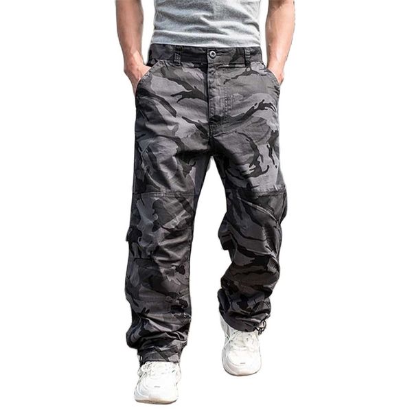 Camuflagem Calças de carga Homens Casual Militar Militar estilo calças táticas lado zíper bolso algodão solto folhado calças plus size 211013