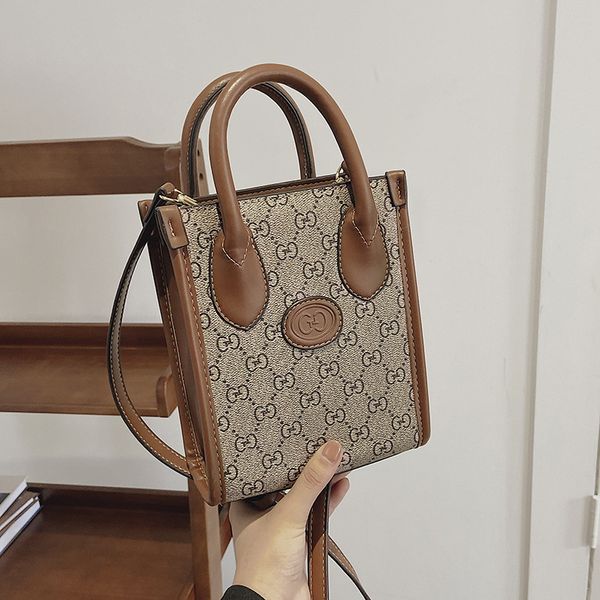 

fashion commuter handbag women's leisure style small square new fashion single shoulder messenger bag purse sale